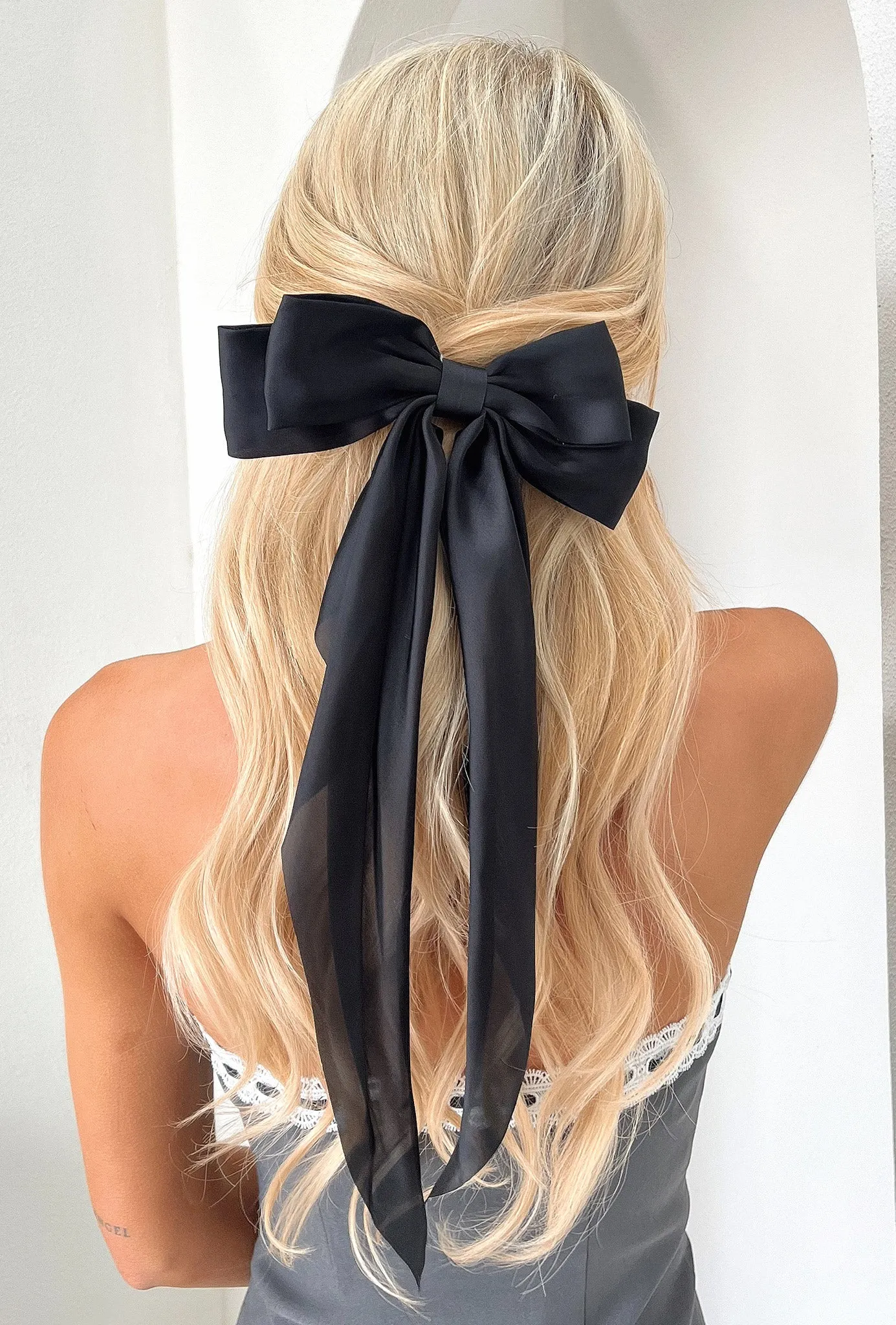 Elara Bow - Black