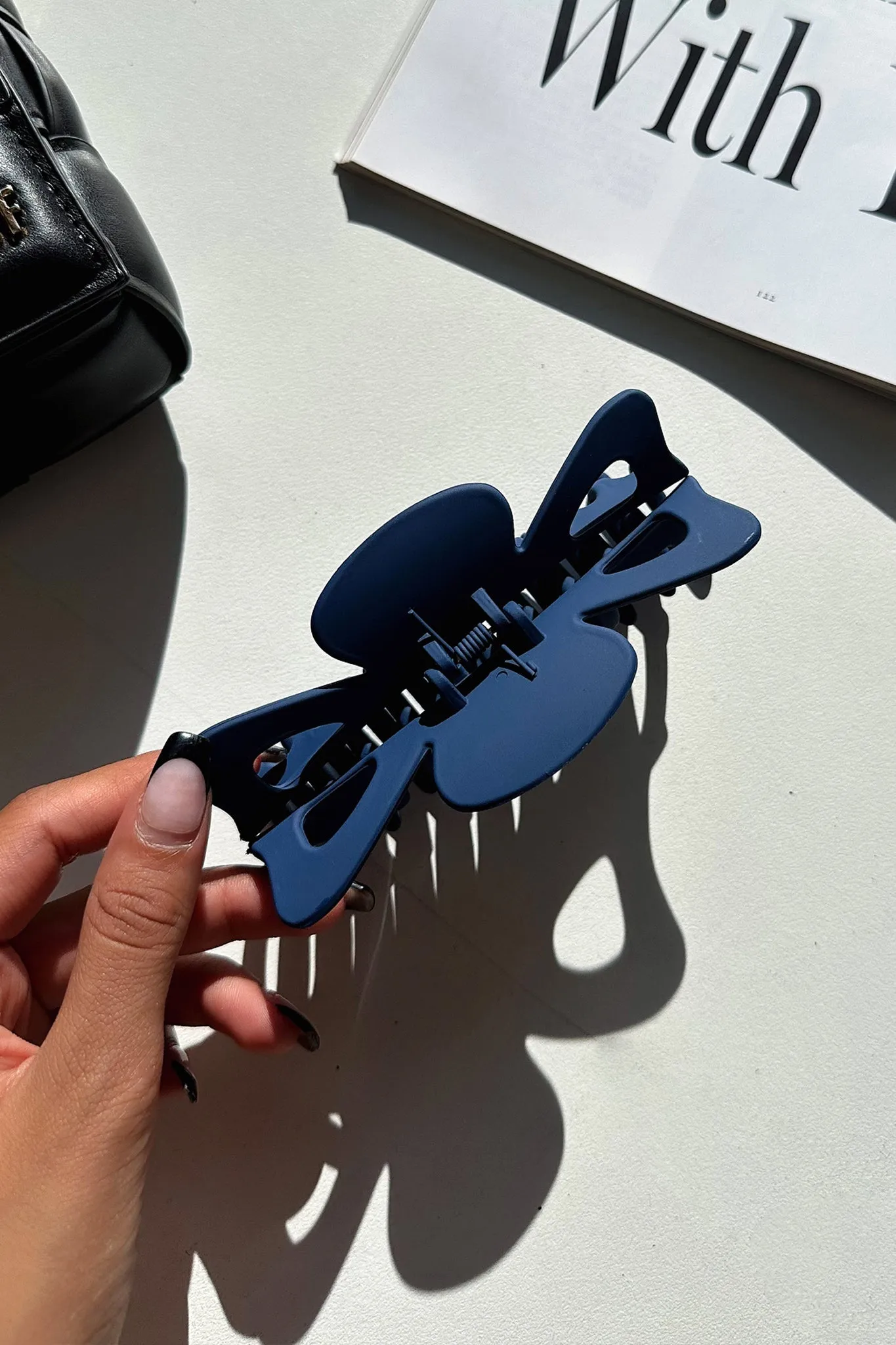 Eli Claw Clip - Blue