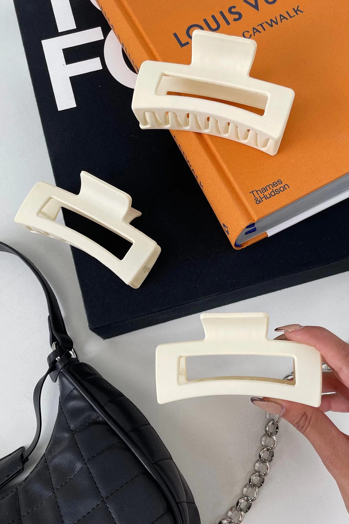 Mika Claw Clip - Cream