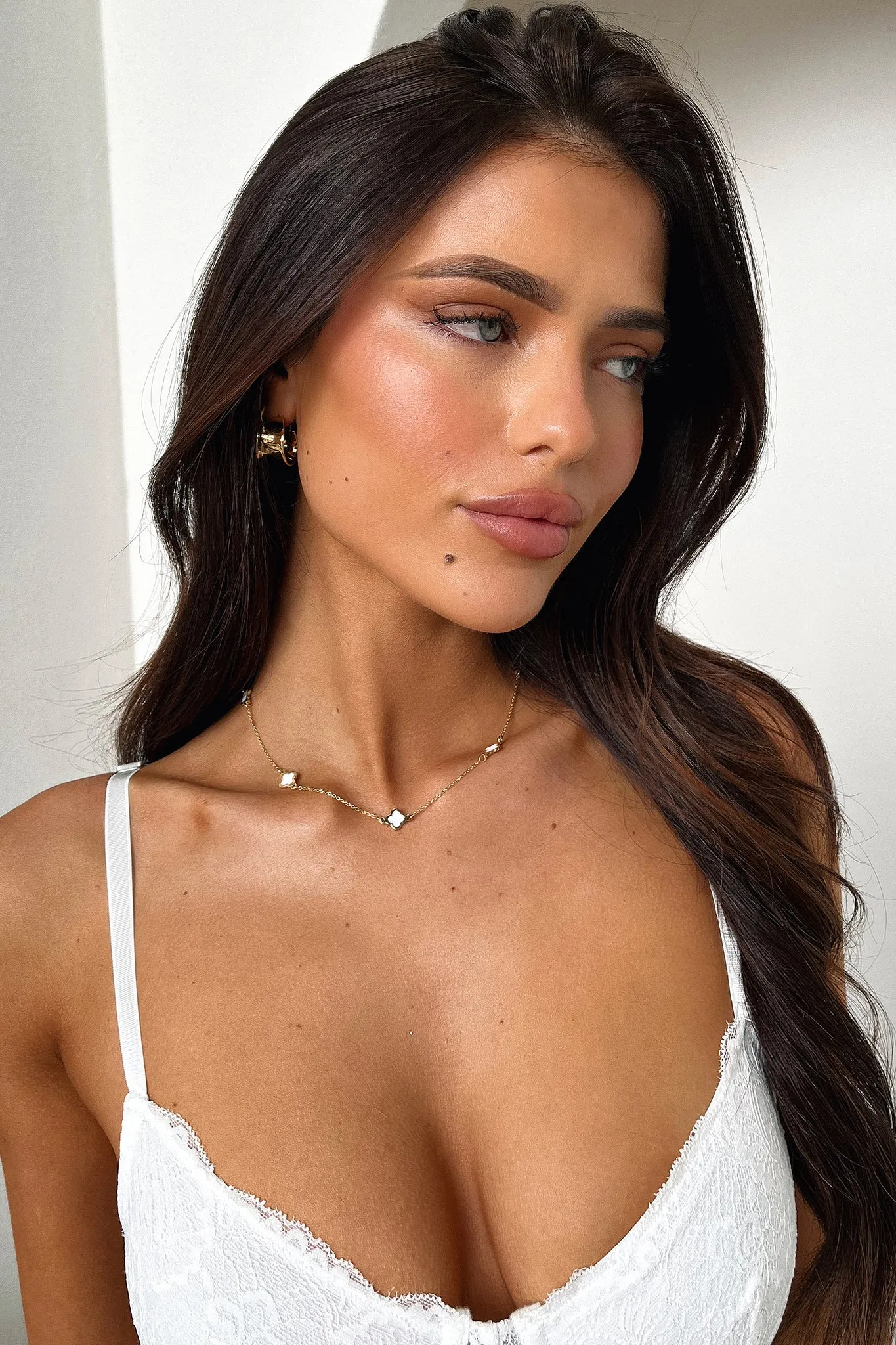 Oriana Necklace - Gold / White